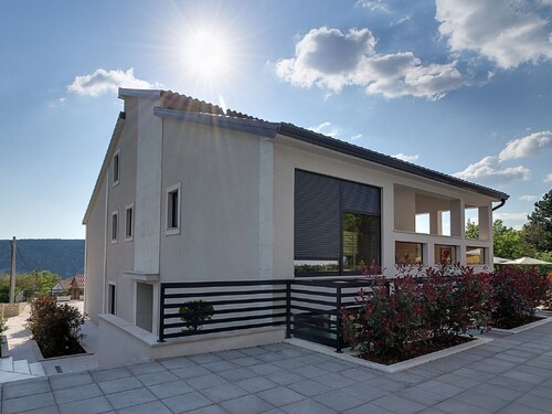 Luxurious Villa in Grižane With Sauna