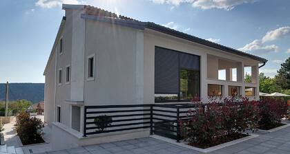Luxurious Villa in Grižane With Sauna