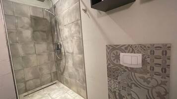 Apartment | Badezimmer | Handtücher