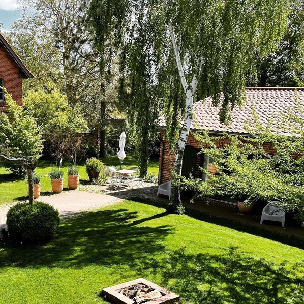 Apartment | Garden