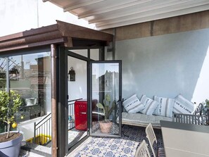 House | Bahagian luar