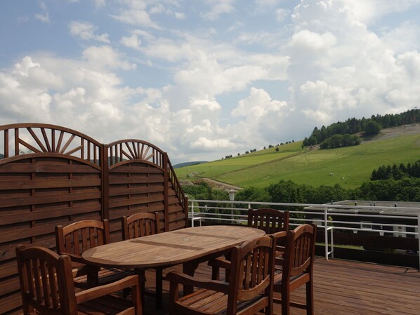 Apartment | Balcony - Quaint Apartment in Willingen With Terrace (Willingen (Upland))