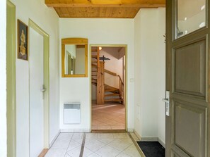 House | Reception - Holiday Home With a Convenient Location in the Giant Mountains for Summer & Winter (Rudník)