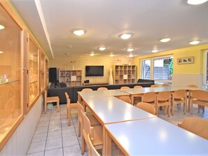 Dining - Magnificent Apartment in Hahnenklee With Sauna (Goslar)