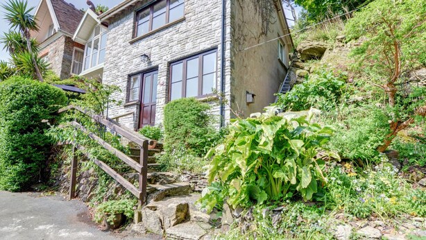 Exterior - Cozy Cottage in Lynmouth With Terrace (Lynmouth)