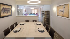 Villa | Dining - Extraordinary Luxury Design Villa With Pool, Spa & Wellness (Svetvincenat)