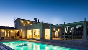 Exterior - Extraordinary Luxury Design Villa With Pool, Spa & Wellness (Svetvincenat)
