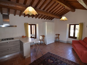 Living room - Apartment in Modigliana With Veranda, Bbq, Recreation Room (Modigliana)
