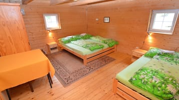 House | 3 bedrooms, individually furnished, bed sheets