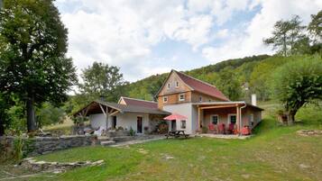 House | Bahagian luar
