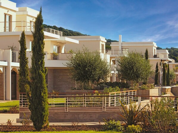 Apartment | Exterior - Modern Apartment in Scarlino With Swimming Pool (Scarlino)