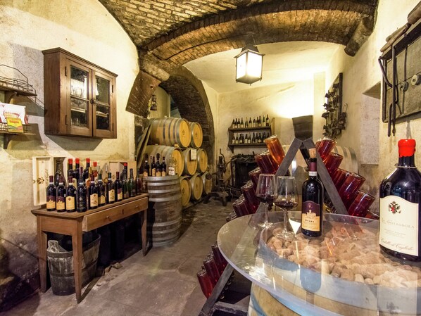 Apartment | Dining - Apartment in Cut Monferrato With Garden (Ovada)