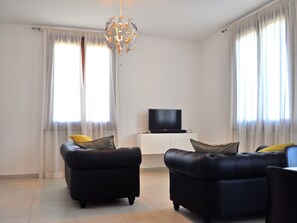House | Living room