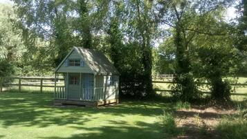 Sumarhús | Fyrir utan