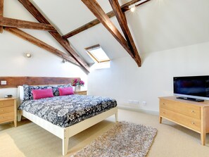 3 bedrooms, individually furnished, bed sheets - Modern Cottage Located in the Beautiful Village of Chillington Near Slapton Beach (Kingsbridge)