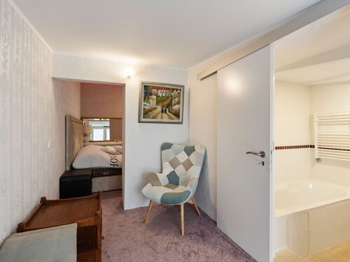 Cozy Holiday Home in Bad Soden-Salmünster near Hiking Trails