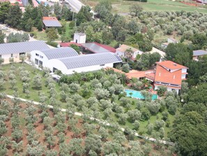 Casa | Piscina | Una piscina al aire libre