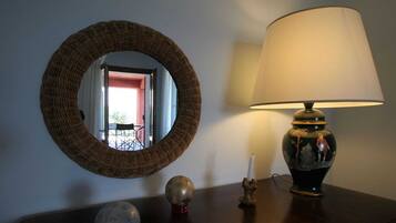 4 bedrooms, individually furnished, bed sheets