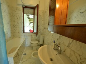 Villa | Badezimmer