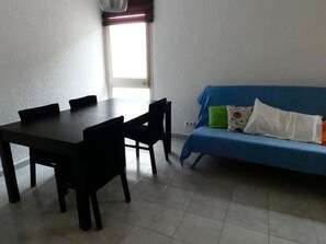 Dining - Appealing Apartment in Loret de Mar Near Sea Beach (Lloret de Mar)