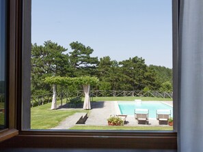 別墅 | 游泳池 | 室內游泳池和室外游泳池