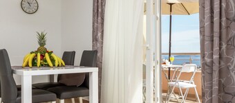 Beautiful Apartment in Between Split and Trogir