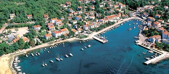 Simplistic Apartment in Malinska near Sea