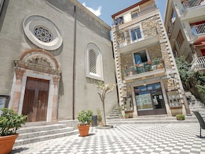 Exterior - Spectacular Holiday Home in Castelmola With Terrace (Castelmola)