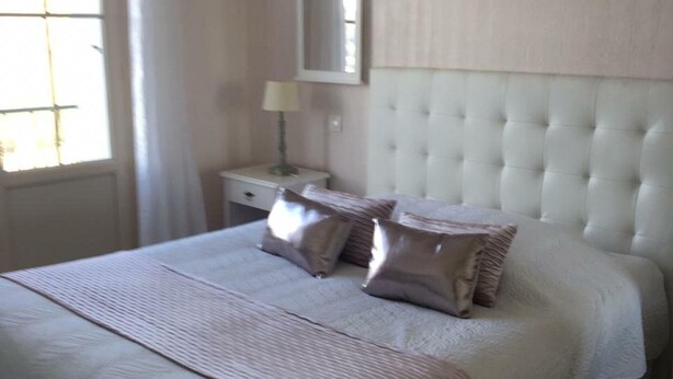 2 Schlafzimmer, Minibar, Bettwäsche