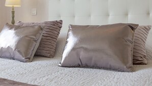 2 Schlafzimmer, Minibar, Bettwäsche