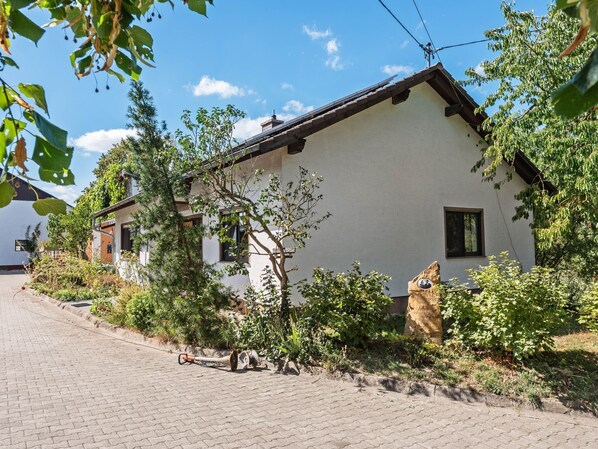 Exterior - Beautiful Holiday Home in Becherbach With Terrace (Becherbach)