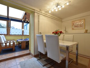 Private kitchen - Fabulous Apartment in Kühlungsborn With Garden (Kuehlungsborn)
