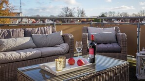 Exterior - Luxurious Apartment in Mecklenburg With Furnished Terrace (Rostock)