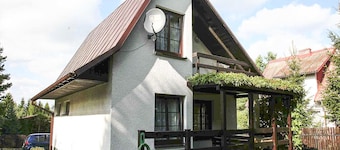 Holiday House by the Lake, 3 Bedrooms, Living Room, Terrace, Barbecue, Canoe