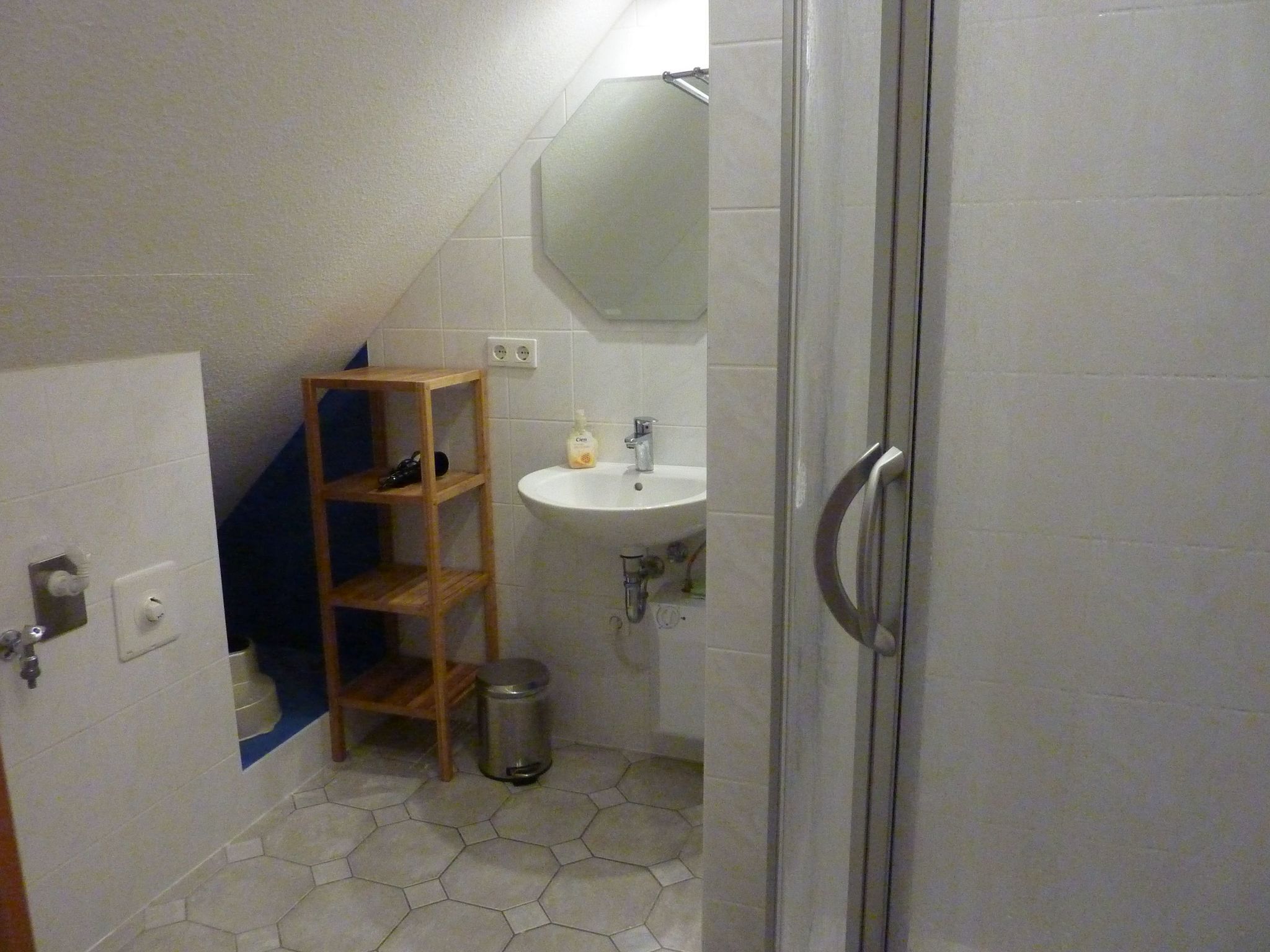 Apartment | Badezimmer | Dusche, Handtücher