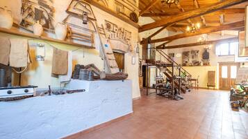 House | Room amenity