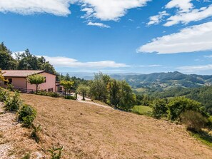 House | Exterior - Agriturismo in the Appenines with Covered Swimming Pool & Hot Tub (Apecchio)