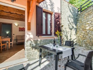 House | Tempat makan