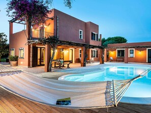 Villa | Kolam renang | Kolam renang tertutup, kolam renang terbuka 