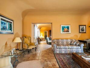 Villa | Living area - Belvilla by OYO Villa Arangea Dieci (Marsala)