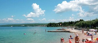 Nice Apartment With Terrace Near the Beach