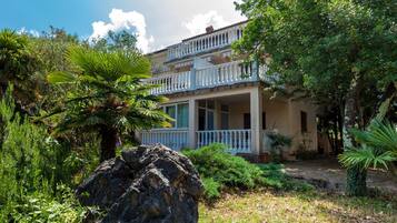 Apartment | Exterior