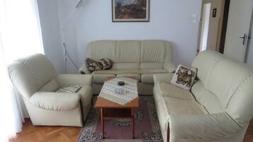 Apartment | Living room