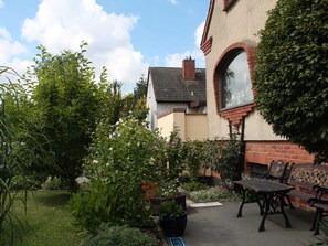 Apartment | Exterior - Wohnung mit Eigener Terrasse in Wismar (Wismar)