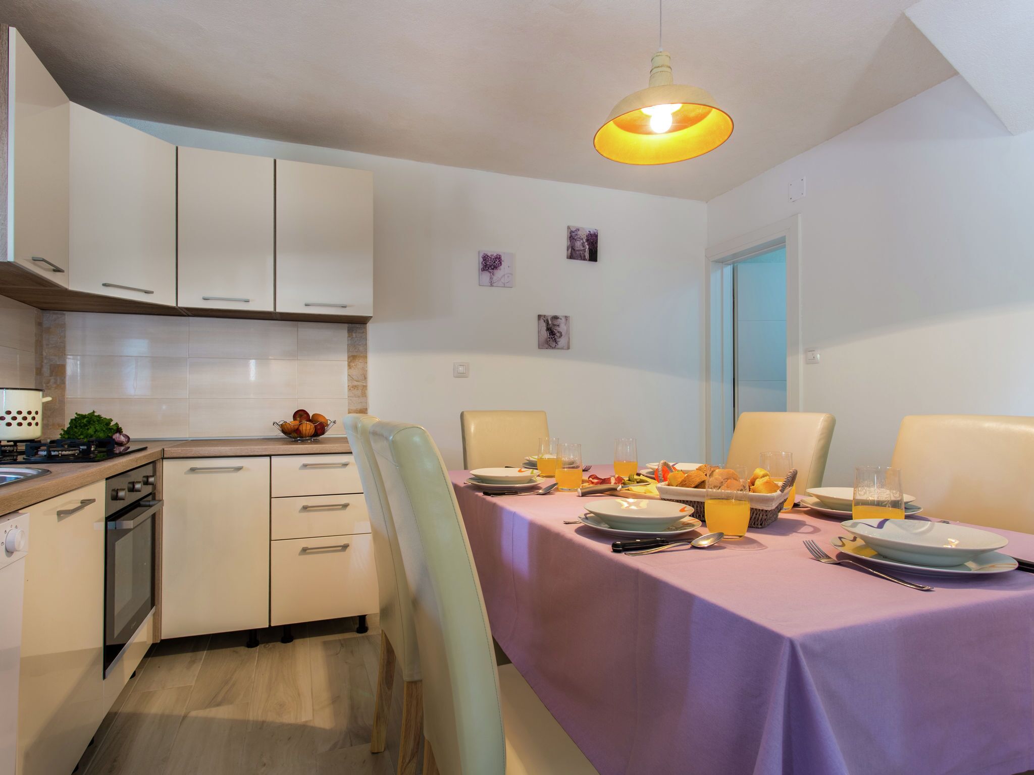 Villa | Cuisine privée | Réfrigérateur, un four, lave-vaisselle, cafetière-théière