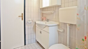 Unclassified image, 4 of 26, button - Modern Apartment in Rovinj Near Sea (Rovinj)