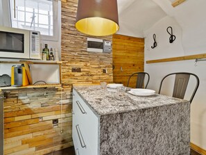Dining - Cozy Apartment in Sanremo (Sanremo)
