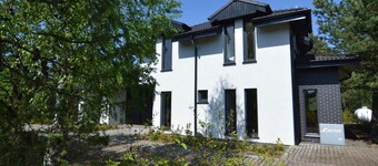 Modern Villa With Sauna, Right Next to the Lake