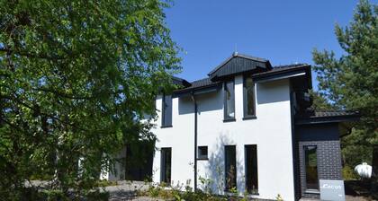 Modern Villa With Sauna, Right Next to the Lake