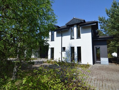 Modern Villa With Sauna, Right Next to the Lake
